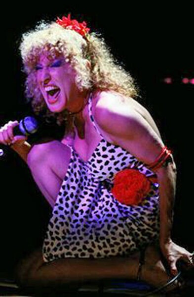 84902762 - bootleg betty