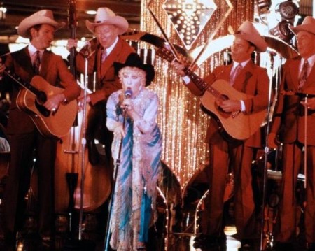 311832_221843524555959_221327031274275_536751_691532913_n