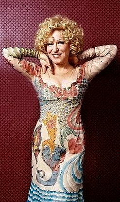374932_232386270168351_221327031274275_567028_1537433136_n - bootleg betty