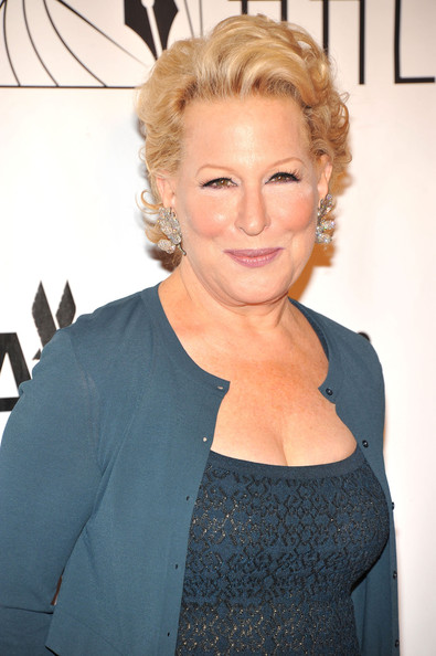 Bette+Midler+Songwriters+Hall+Fame+43rd+Annual+9gu_Gsl98Dwl