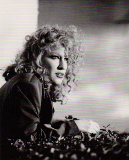 Bette Midler just keeps soaring through amazing career 285776_286842141412246_2001641812_n