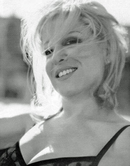 Bette to speak at Hyatt luncheon May 1 in Dallas 417761