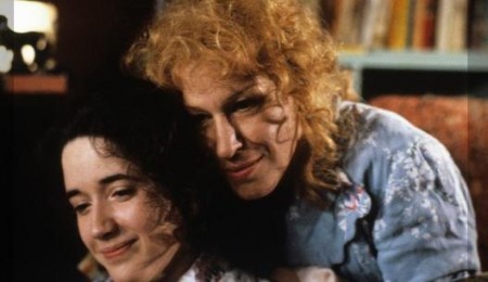 BetteBack February 2, 1990: Roger Ebert Reviews 'Stella' 316223_221793624560949_221327031274275_536310_1996523889_n