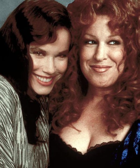 Bette Midler: Beaches Facts And Trivia 254951_228973970447438_6902981_n