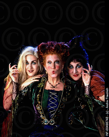 Film, ´Hocus Pocus - Drei zauberhafte Hexen´, USA 1993, Regie Kenny Ortega, PR Foto: Sarah Jessica Parker, Bett Midler & Kathy Najimy, Walt Disney, Hexe, Hexen, Schwestern, Halbfigur, Make Up, Studioaufnahme, PRfoto, PR-Foto,