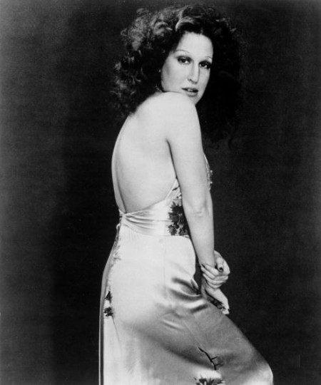 Photo of bette midler - bootleg betty UNSPECIFIED - CIRCA 1970: Photo of Bette Midler Photo by Michael Ochs Archives/Getty Images