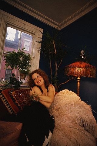 Bette midler at home - bootleg betty Bette Midler at Home ca. 1970s-1980s