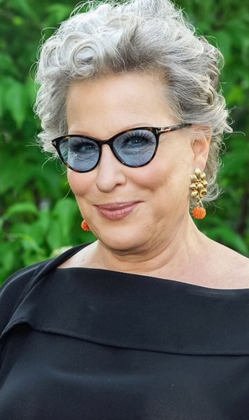 More Than 150 Artists, Including Bette Midler, Are Demanding Copyright Reforms For Sites Like 0ccc1c1676934f6fc5c20d73ca113fbd