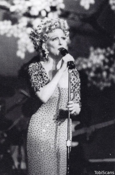 396901_310515115711615_806626568_n - bootleg betty 396901_310515115711615_806626568_n