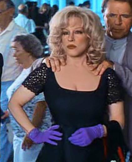 BetteBack April 4, 1997: "That Old Feeling' is a rose of a film 394008_214641485298979_996770224_n