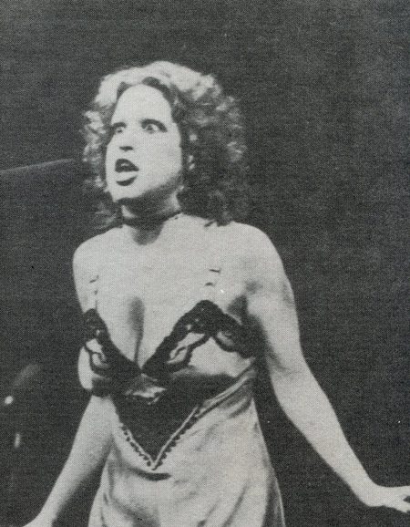 BetteBack October 4, 1973: Bette Midler - At least we ll be able to say we knew her When CC017