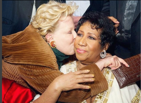 President Obama, Lin-Manuel Miranda, Bette Midler and More Honor Aretha Franklin on Social Media Bette Midler, Aretha Franklin